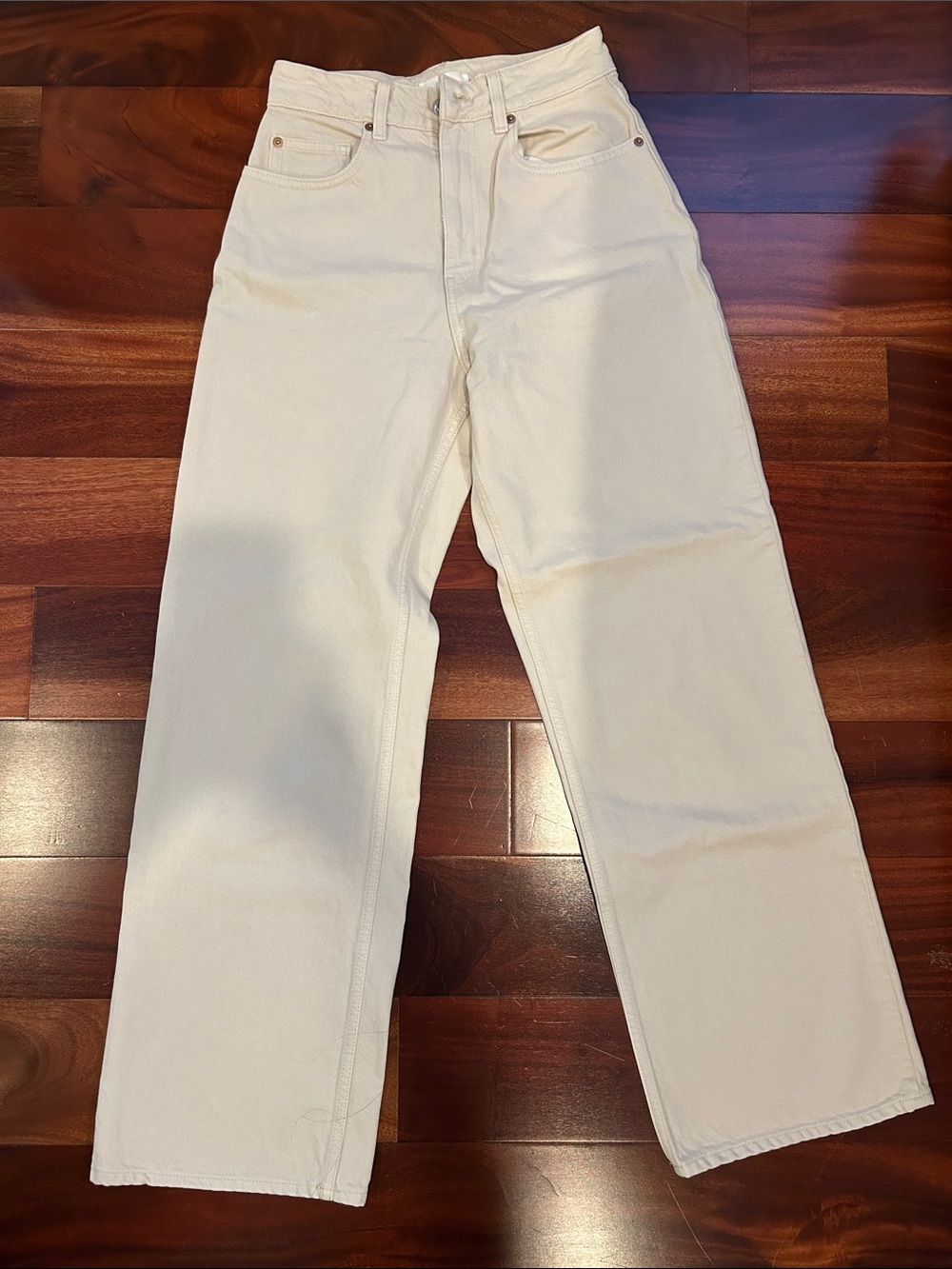 cream colored high rise jeans from H&M